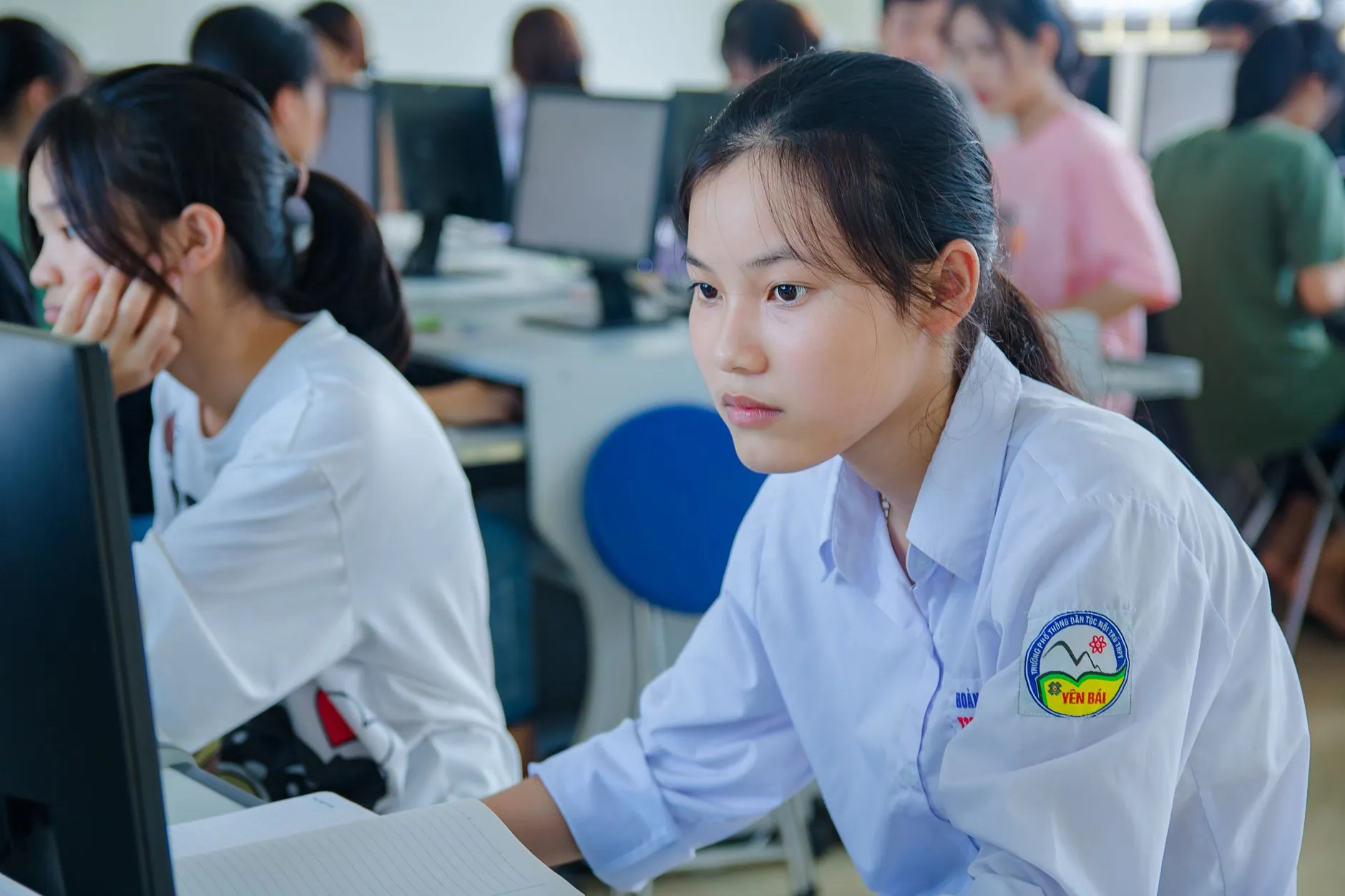 成人教育咨询中在线学习平台的技术应用与效果评估